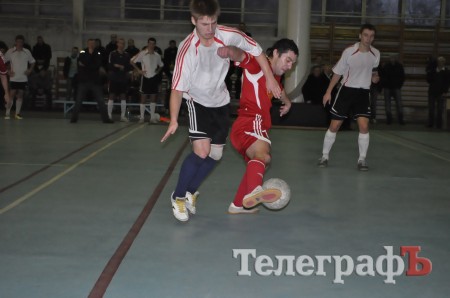 ФУТЗАЛ. Кубок Кременчуга. Сегодня стали известны очередные обладатели кубковых трофеев.