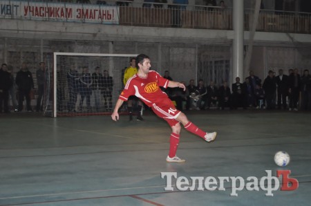 ФУТЗАЛ. Кубок Кременчуга. Сегодня стали известны очередные обладатели кубковых трофеев.