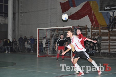 ФУТЗАЛ. Кубок Кременчуга. Сегодня стали известны очередные обладатели кубковых трофеев.