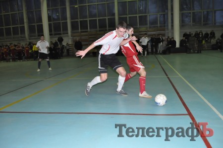 ФУТЗАЛ. Кубок Кременчуга. Сегодня стали известны очередные обладатели кубковых трофеев.