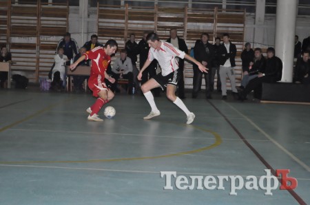 ФУТЗАЛ. Кубок Кременчуга. Сегодня стали известны очередные обладатели кубковых трофеев.