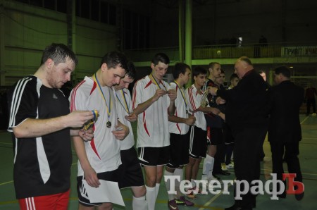 ФУТЗАЛ. Кубок Кременчуга. Сегодня стали известны очередные обладатели кубковых трофеев.