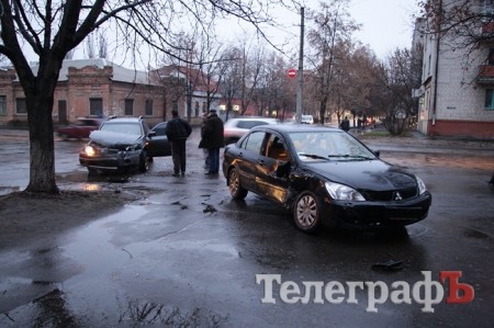  ДТП на перекрестке ул.Шевченко и ул.Бутырина