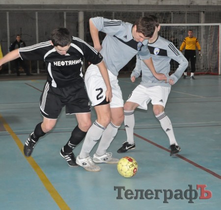 Футзал. Чемпионат Кременчуга. КНУ притормозил ОЛСУ.