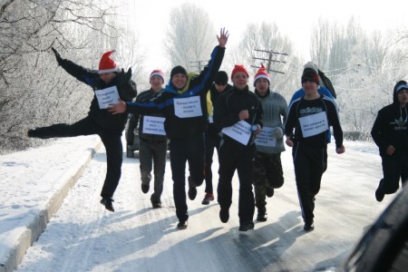В Кременчугском районе молодёжь устроила крещенскую пробежку через 5 сёл (ФОТО)