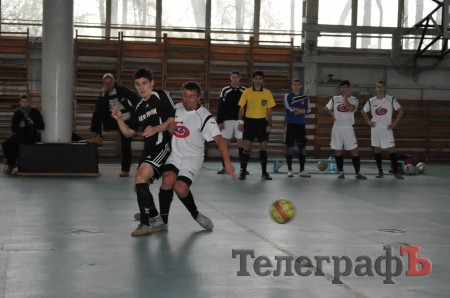 ФУТЗАЛ. Чемпионат Кременчуга. Первая победа «Нефтяника» и крах «Лукаса».