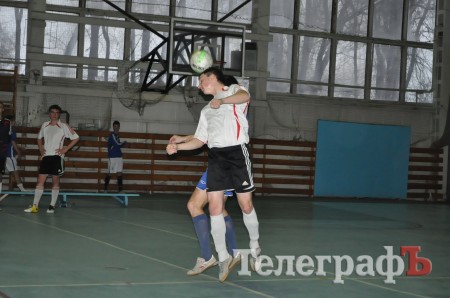 ФУТЗАЛ. Чемпионат Кременчуга. Первая победа «Нефтяника» и крах «Лукаса».