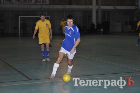 ФУТЗАЛ. Чемпионат Кременчуга. Первая победа «Нефтяника» и крах «Лукаса».