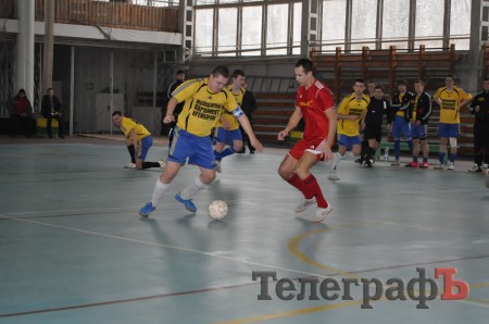 ФУТЗАЛ. Чемпионат Кременчуга. Первая победа «Нефтяника» и крах «Лукаса».