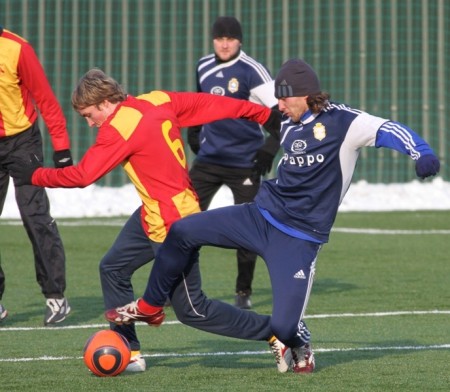 ФУТБОЛ.  Контрольный матч. «Кремень» - «Звезда» (Кировоград) 1:2.