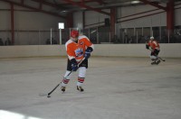 ХОККЕЙ. Кременчугские команды уверенно стартовали в чемпионате области.