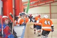 ХОККЕЙ. Кременчугские команды уверенно стартовали в чемпионате области.