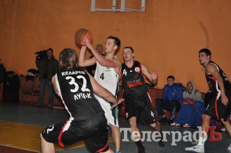 БАСКЕТБОЛ. Высшая Лига. БК «Кремень» и «Волыньбаскет» разошлись миром.