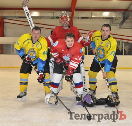 ХОККЕЙ. «Кременчуг» разгромил «Кремень» в местном дерби.