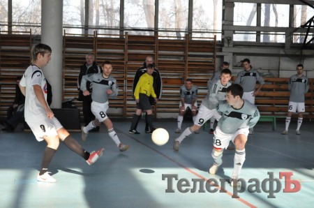 ФУТЗАЛ. Чемпионат Кременчуга. Очередное фиаско ОЛСУ.