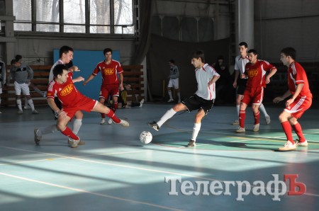 ФУТЗАЛ. Чемпионат Кременчуга. Очередное фиаско ОЛСУ.
