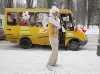 "Маршрутка любви" возила кременчужан за поцелуй (ФОТО, ВИДЕО)