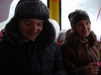 "Маршрутка любви" возила кременчужан за поцелуй (ФОТО, ВИДЕО)