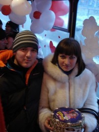 "Маршрутка любви" возила кременчужан за поцелуй (ФОТО, ВИДЕО)