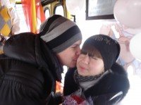 "Маршрутка любви" возила кременчужан за поцелуй (ФОТО, ВИДЕО)