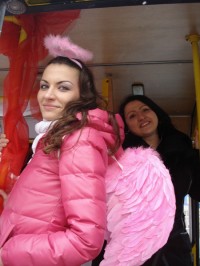 "Маршрутка любви" возила кременчужан за поцелуй (ФОТО, ВИДЕО)