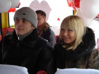 "Маршрутка любви" возила кременчужан за поцелуй (ФОТО, ВИДЕО)