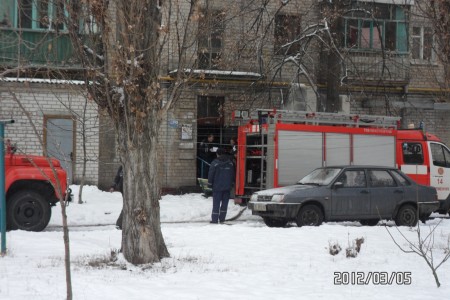 В Кременчуге по ул. Жадова горела квартира (ФОТО, ВИДЕО)