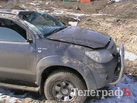 В Кременчуге перевернулся внедорожник Toyota Fortuner: пострадала кременчужанка (ФОТО)