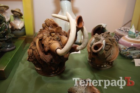 В Кременчуге открылась выставка керамики (ФОТО)