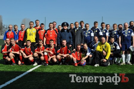 Депутаты обыграли в футбол команду внутренних войск МВД Украины