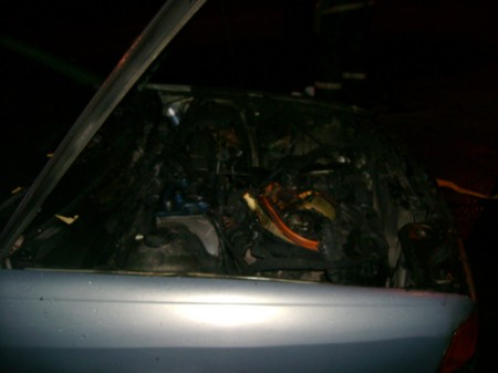 В Кременчуге снова горел автомобиль – на этот раз Audi (ФОТО)