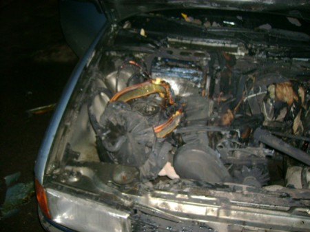В Кременчуге снова горел автомобиль – на этот раз Audi (ФОТО)