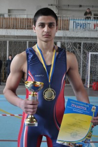 ГРЕКО-РИМСКАЯ БОРЬБА. Команда Кременчуга выиграла зональный чемпионат Украины.