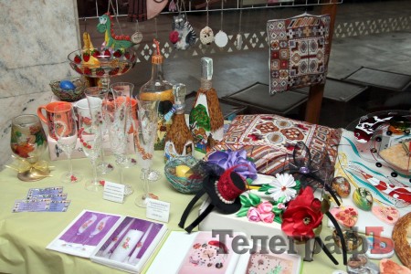 ОЧень УМЕЛЫЕ РУЧКИ: в Кременчуге прошла выставка ручных работ (ФОТО)