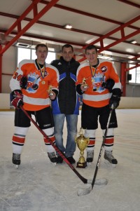 ХОККЕЙ. У «Кременчуга» на один кубок стало больше. 