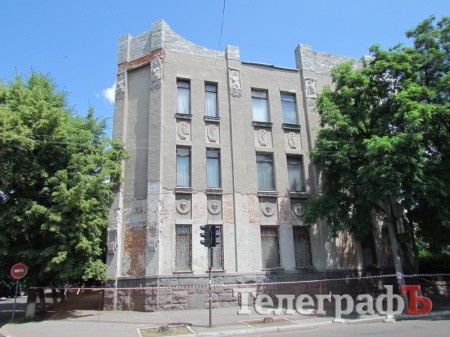 Мер розгнівався – і реконструкцію музею у Кременчуці «заморозили» на п’ять місяців