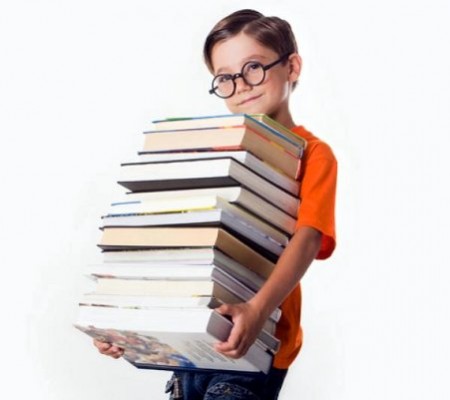 «Первоклассный» заработок: как заработают на учебниках для первоклассников