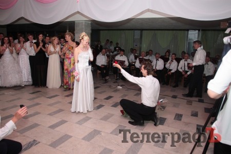 В Кременчуге состоялся третий благотворительный бал (ФОТО)