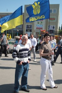 Коммунисты - за мораторий на поднятие цен и тарифов, «Свобода» - за снятие депутатской неприкосновенности. Вместе — против власти! (ФОТО, ВИДЕО)