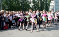 Сегодня у одиннадцатиклассников - последний звонок (ФОТОРЕПОРТАЖ)