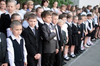 Сегодня у одиннадцатиклассников - последний звонок (ФОТОРЕПОРТАЖ)