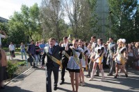 Сегодня у одиннадцатиклассников - последний звонок (ФОТОРЕПОРТАЖ)