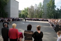 Сегодня у одиннадцатиклассников - последний звонок (ФОТОРЕПОРТАЖ)