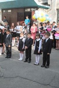 Сегодня у одиннадцатиклассников - последний звонок (ФОТОРЕПОРТАЖ)