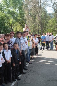 Сегодня у одиннадцатиклассников - последний звонок (ФОТОРЕПОРТАЖ)