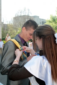 Сегодня у одиннадцатиклассников - последний звонок (ФОТОРЕПОРТАЖ)