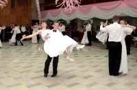 В Кременчуге состоялся третий благотворительный бал (ФОТО)