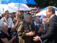 В Кременчуге в честь 67-й годовщины Победы прошел праздничный митинг (ФОТОРЕПОРТАЖ)