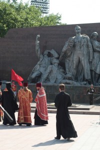 В Кременчуге в честь 67-й годовщины Победы прошел праздничный митинг (ФОТОРЕПОРТАЖ)