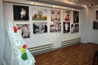 В Кременчуге открылась выставка, посвященная Дню матери (ФОТОРЕПОРТАЖ)